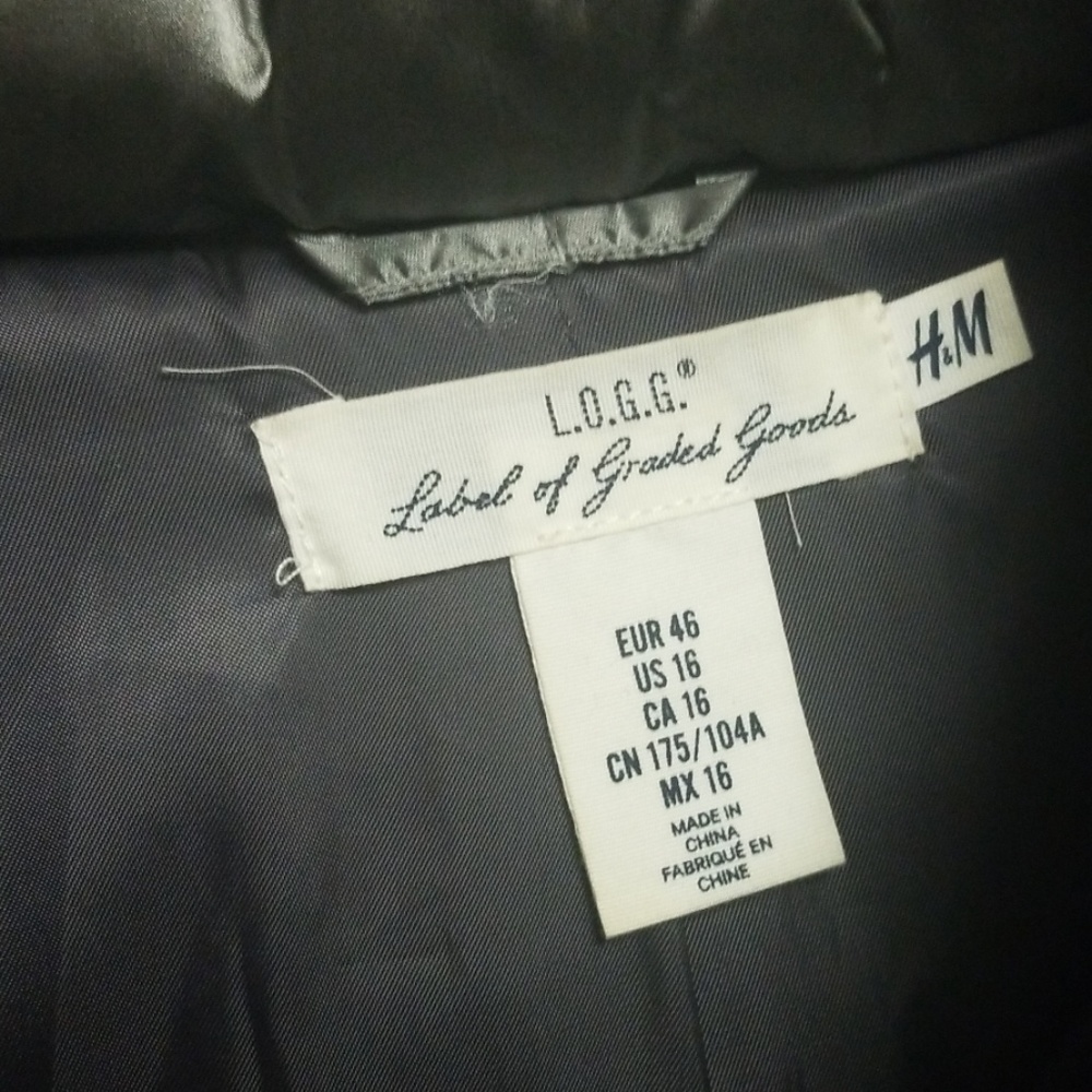 COPY - H&M silver padded Jacket - Picture 3 of 4